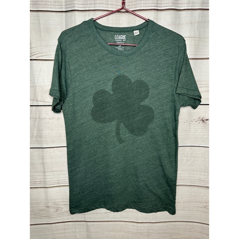 League T-Shirt Mens Medium Green Shamrock Graphic Tri-blend Classic Fit Tee